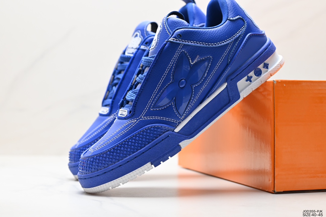 The new LVLouis Vuitton Trainer Sneaker Low casual sports culture all-match sneakers