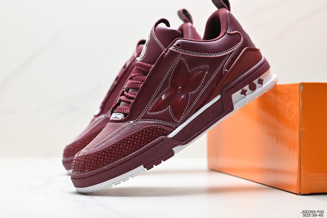 The new LVLouis Vuitton Trainer Sneaker Low casual sports culture all-match sneakers