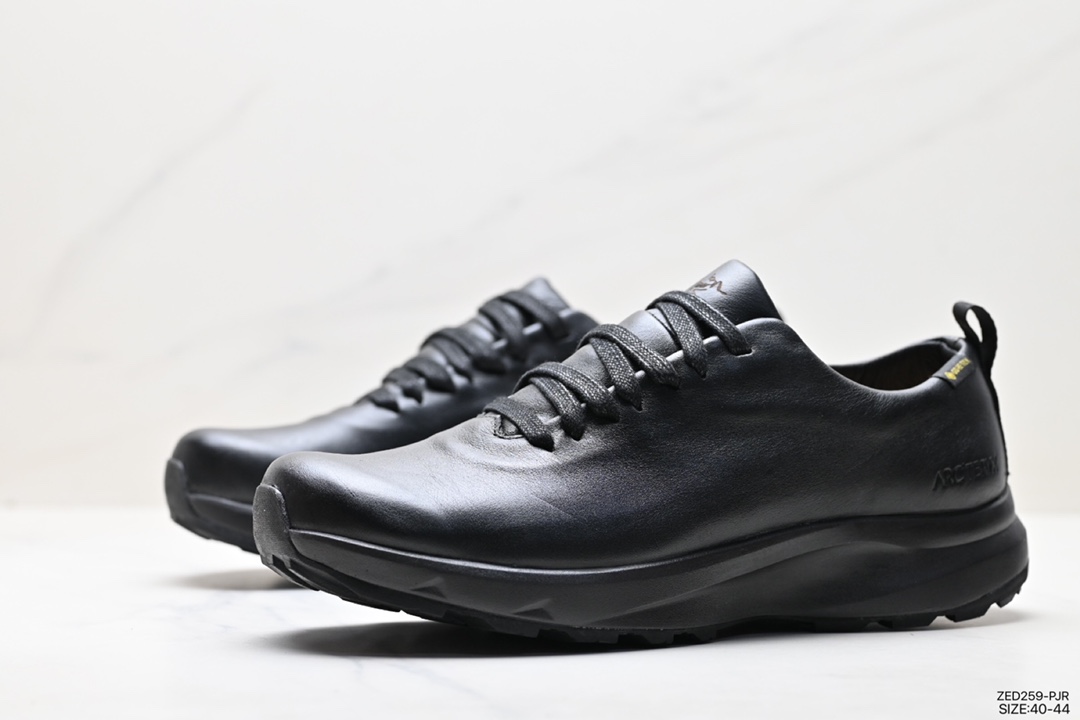 ECCO/ECCO sports running shoes/casual shoes have clear and refined upper stitching