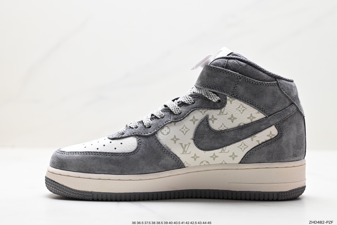 300 Air Force 1 ‘07 Low  DV9988-200