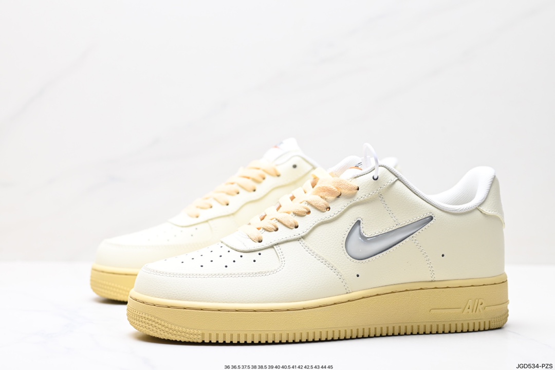 180 耐克Nike Air Force 1 Low 空军一号低帮百搭休闲运动板鞋 DO9456-100