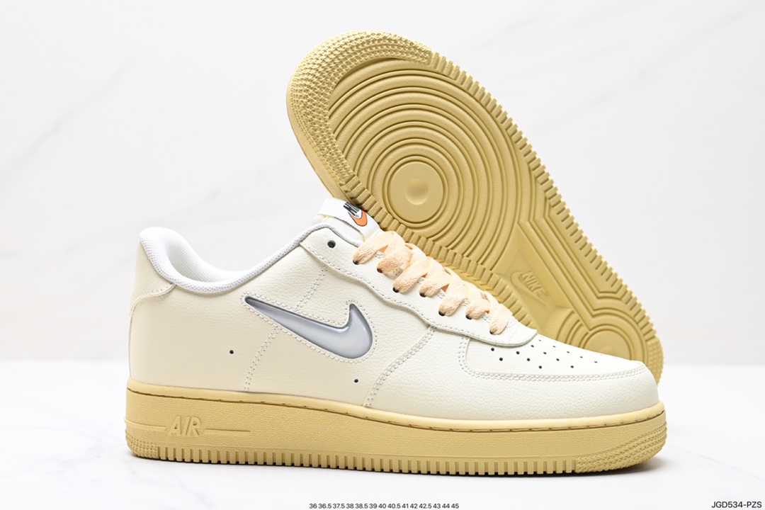 180 耐克Nike Air Force 1 Low 空军一号低帮百搭休闲运动板鞋 DO9456-100