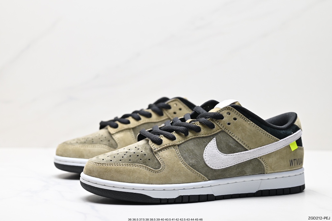 Nike Dunk Low Sneakers SB Series WT1233-033