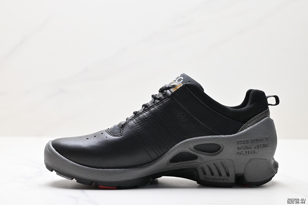 Ecco combines classic and modern craftsmanship