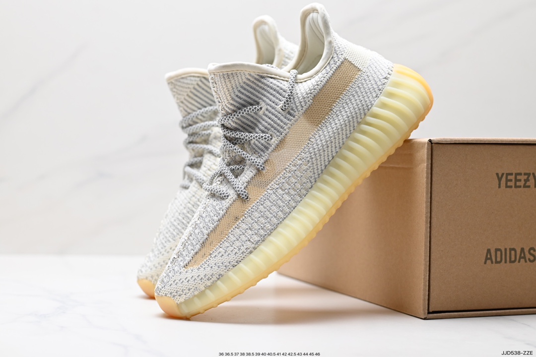 130  Kanye West x adidas Yeezy Boost 350 V2 爆米花中底休闲运动慢跑鞋  AH2203