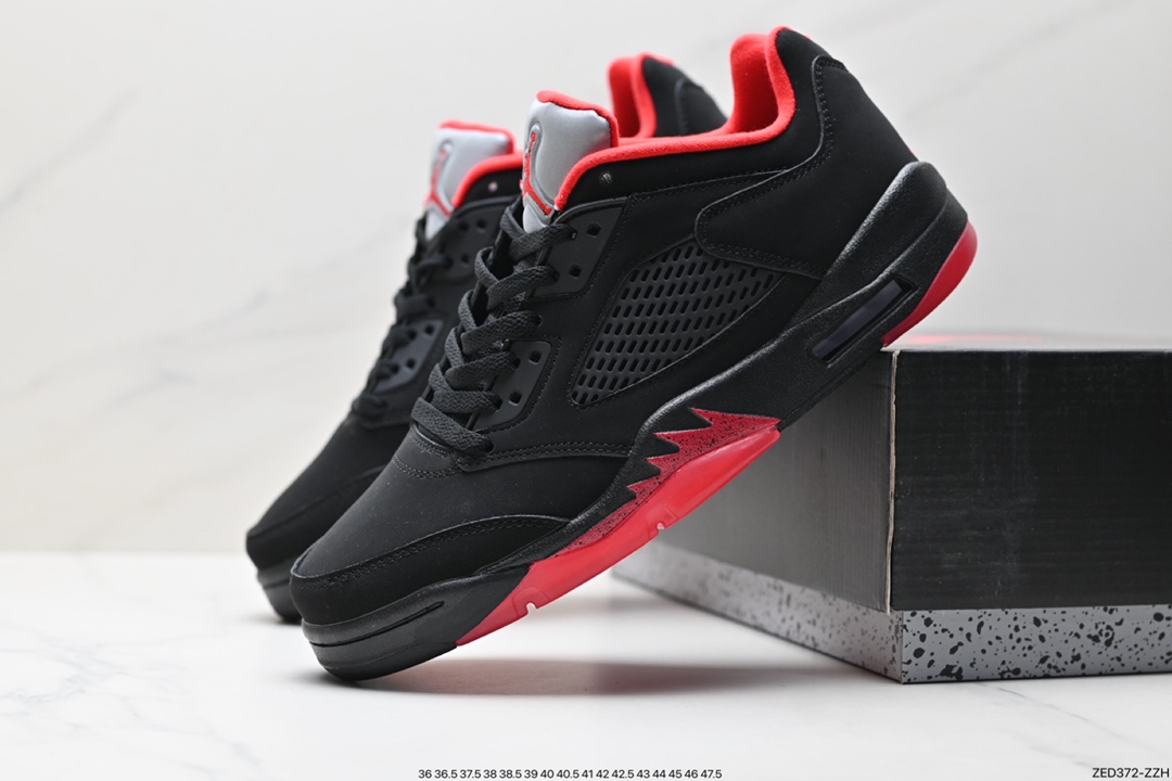 260 Air Jordan 5 Retro Low 公黑牛红 819171-001