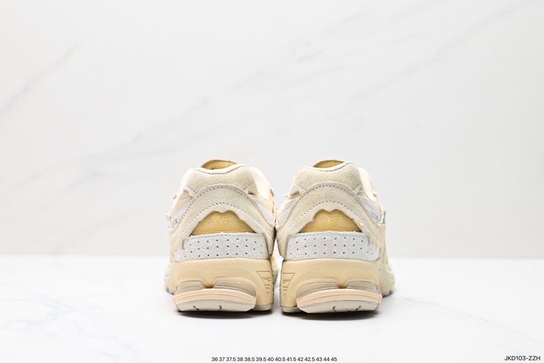 160 New Balance 2002R 米色 新百伦经典配色 M2002RDQ