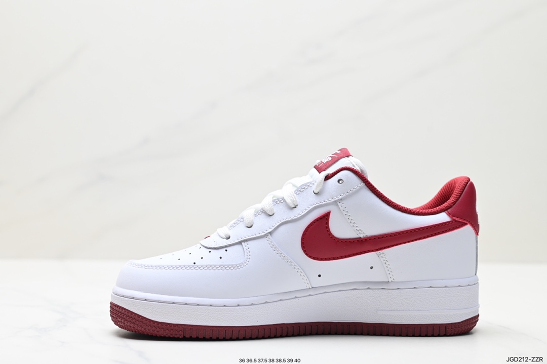 180 耐克Nike Air Force 1 Low 空军一号低帮百搭休闲运动板鞋 FV5948-105