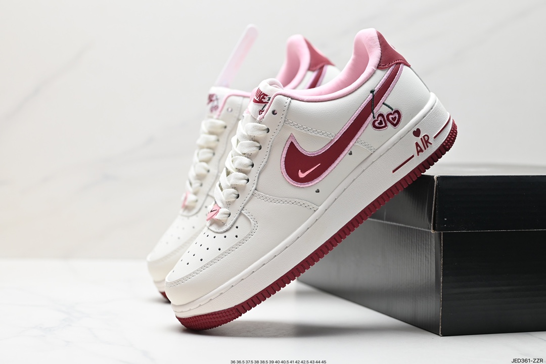 150 耐克Nike Air Force 1 Low 空军一号低帮百搭休闲运动板鞋 AR7719-100