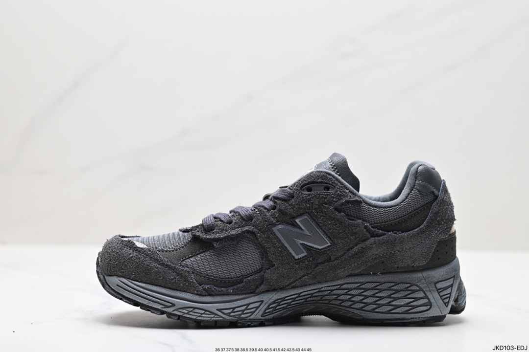 160 New Balance 2002R 米色 新百伦经典配色 M2002RDB