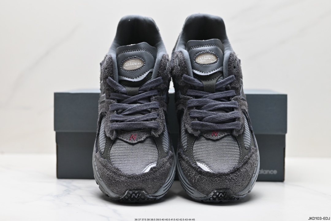 160 New Balance 2002R 米色 新百伦经典配色 M2002RDB