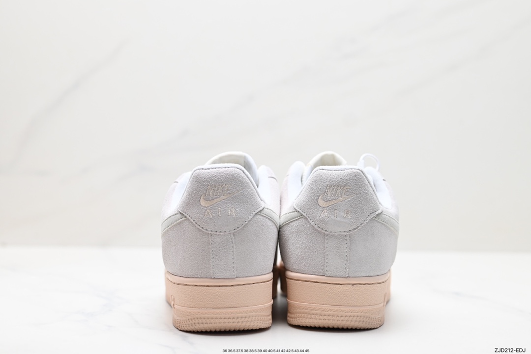 240 Nike Air Force 1 Low 07 DO6730-100