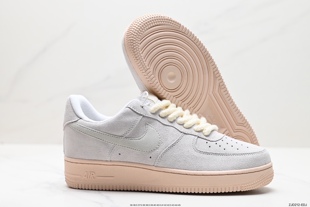 240 Nike Air Force 1 Low 07 DO6730-100