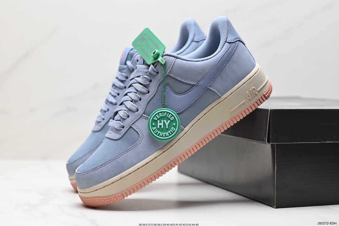 200 Nike Air Force 1 Low 07 FB8876-400