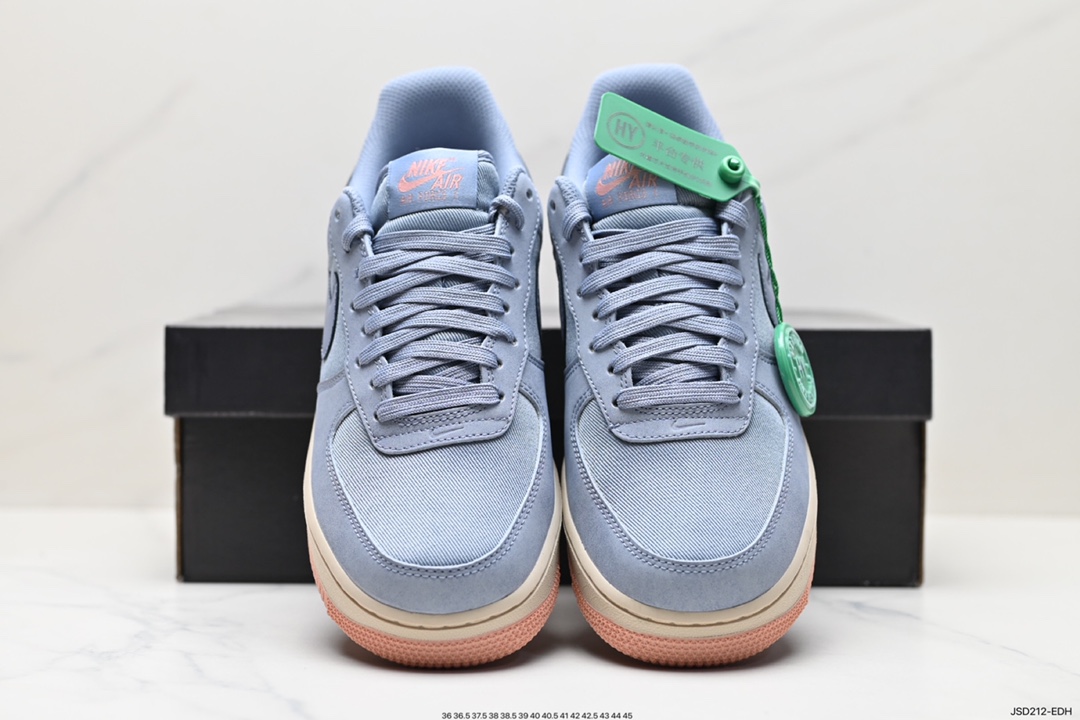 200 Nike Air Force 1 Low 07 FB8876-400