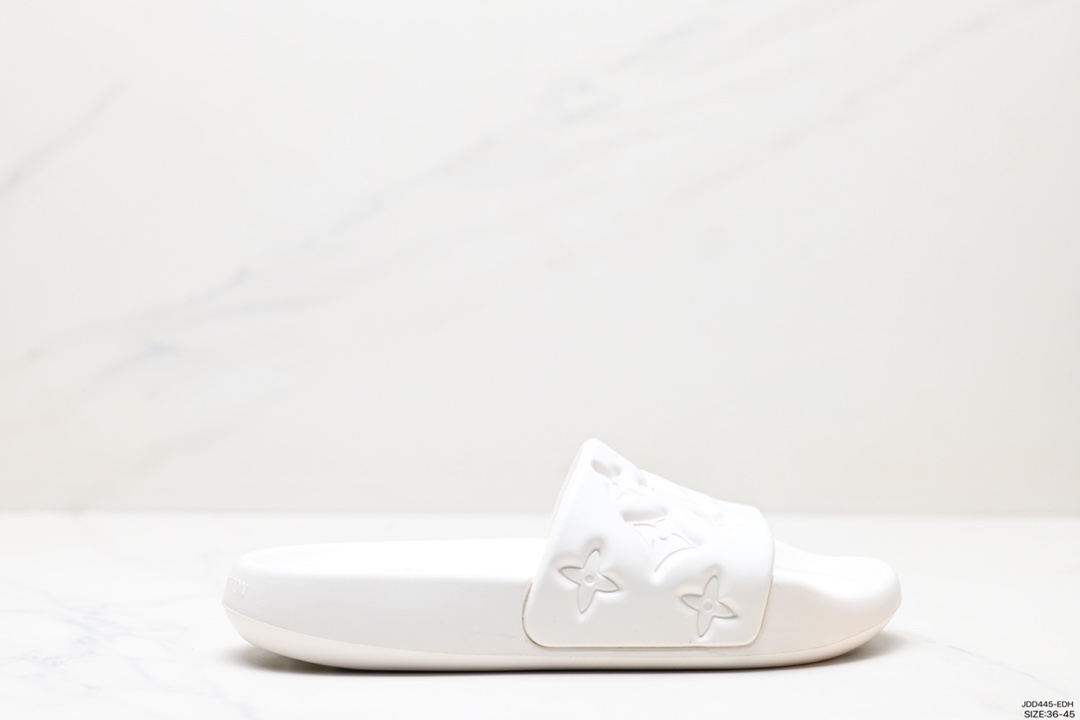 Louis Vuitton Replicas
 Shoes Slippers