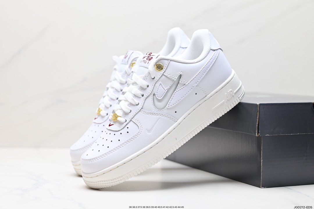 180 耐克Nike Air Force 1 Low 空军一号低帮百搭休闲运动板鞋 DO3809-101