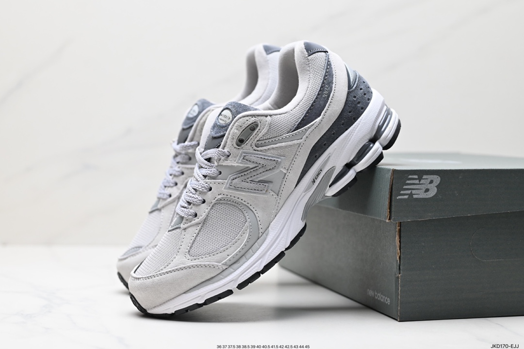 160 新百伦New Balance M2002系列美产血统经典复古 M2002RCA