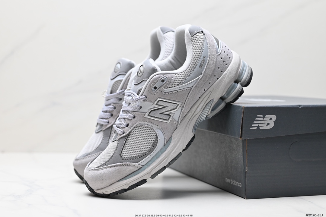 160 新百伦New Balance M2002系列美产血统经典复古 M2002RCA