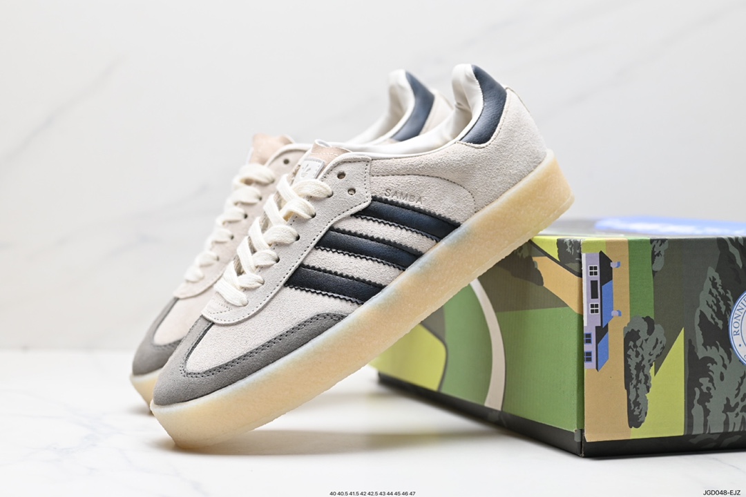 180 阿迪达斯 adidas SAMBA KITH CLARKS 三叶草复古休闲防滑耐磨低帮板鞋 IE4032