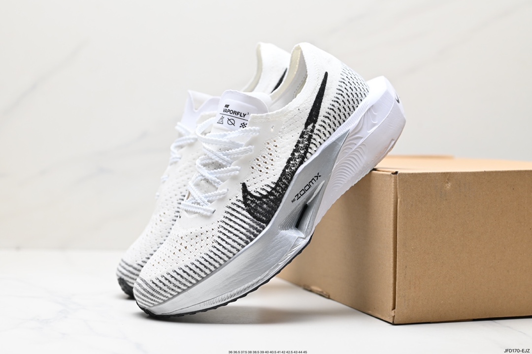 140 耐克NIKE ZoomX Vaporfly NEXT% 3 马拉松 泡棉超轻缓震运动慢跑鞋 DV4130-001