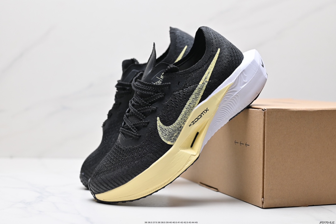 140 耐克NIKE ZoomX Vaporfly NEXT% 3 马拉松 泡棉超轻缓震运动慢跑鞋 DV4130-001