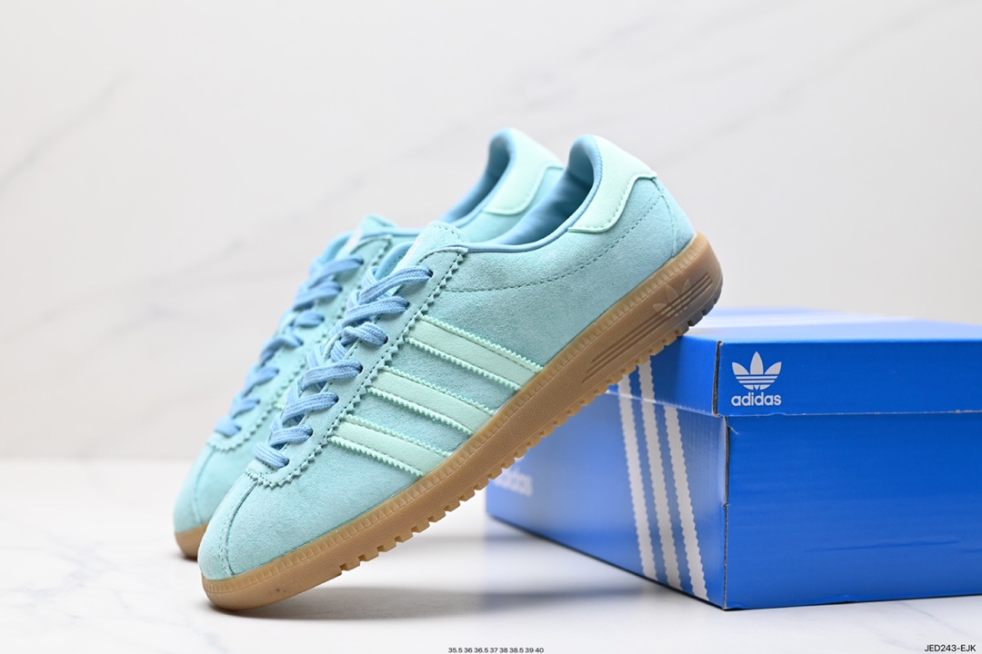 150 Adidas Originals Bermuda  绒面麂皮防滑耐磨轻便低帮板鞋  HP9393