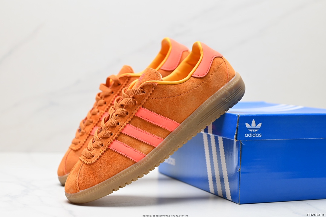 150 Adidas Originals Bermuda  绒面麂皮防滑耐磨轻便低帮板鞋  HP9393