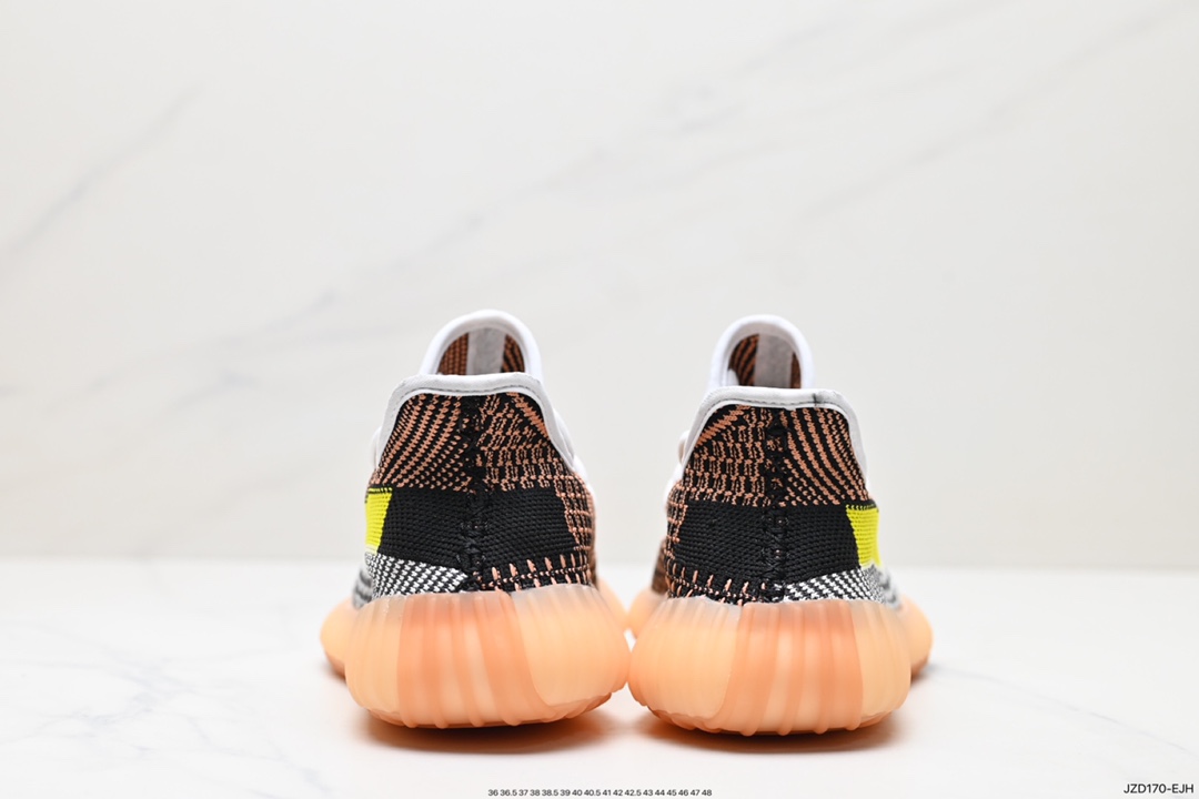 140 真爆Adidas 椰子350 yeezy 350 V2  Kanye West x adidas Yeezy Boost 350 V2 爆米花中底休闲运动慢跑鞋  LR7303