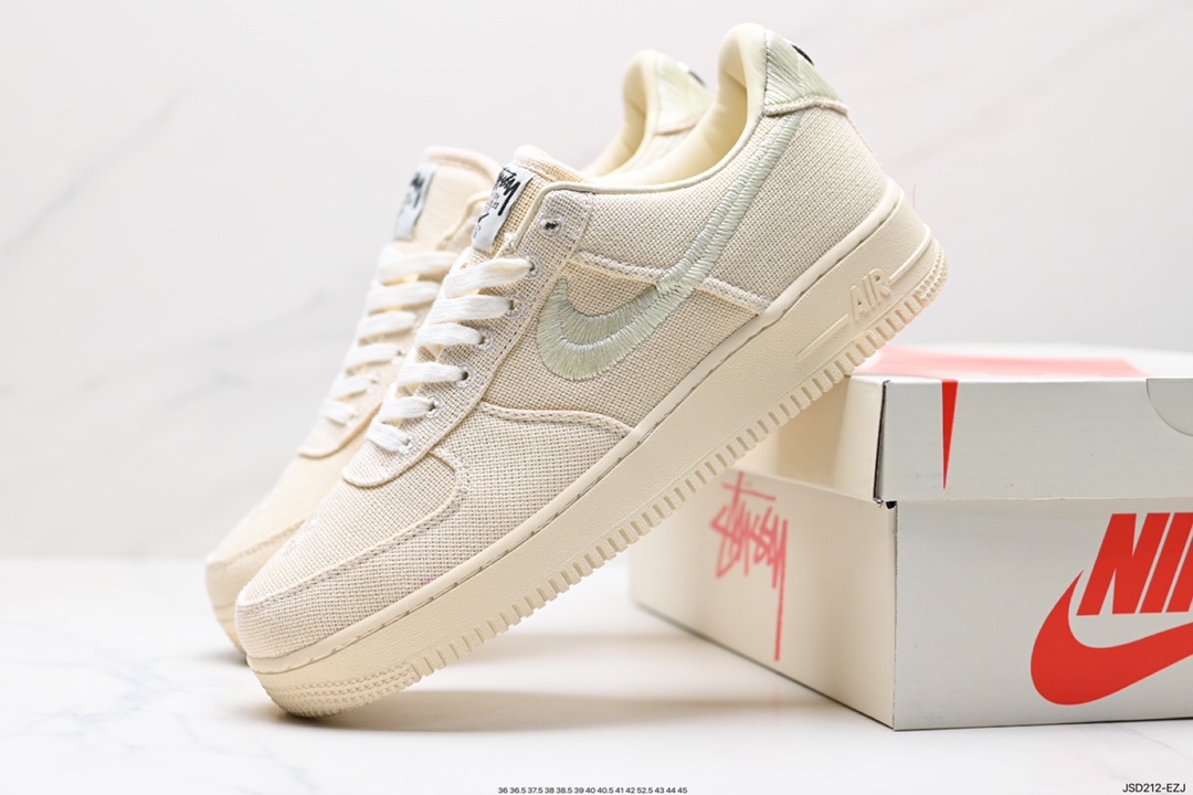 200 Stussy x NK Air Force 1 ‘07 ”White Cool“ 斯图西联名空军一号低帮休闲板鞋 CZ9084-200