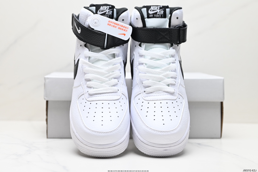 200 Nike Air Force 1 Low 07 CT2303-100