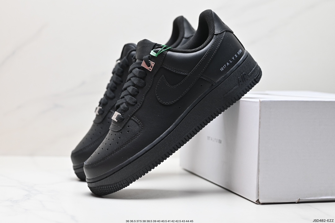 200 Nike Air Force 1 Low 07 FJ4908-001