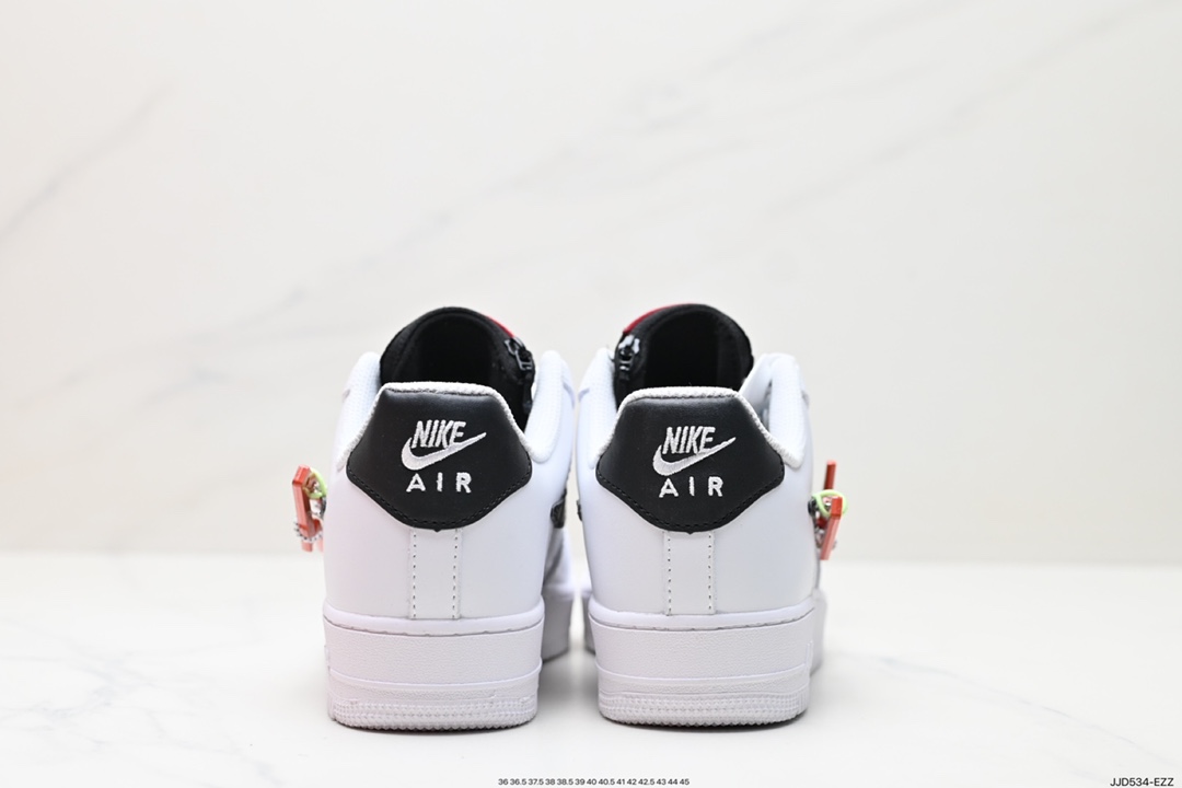 130 Nike Air Force 1 ‘07 Low PRM”Carabiner Swoosh“黑白红 DH7579-100