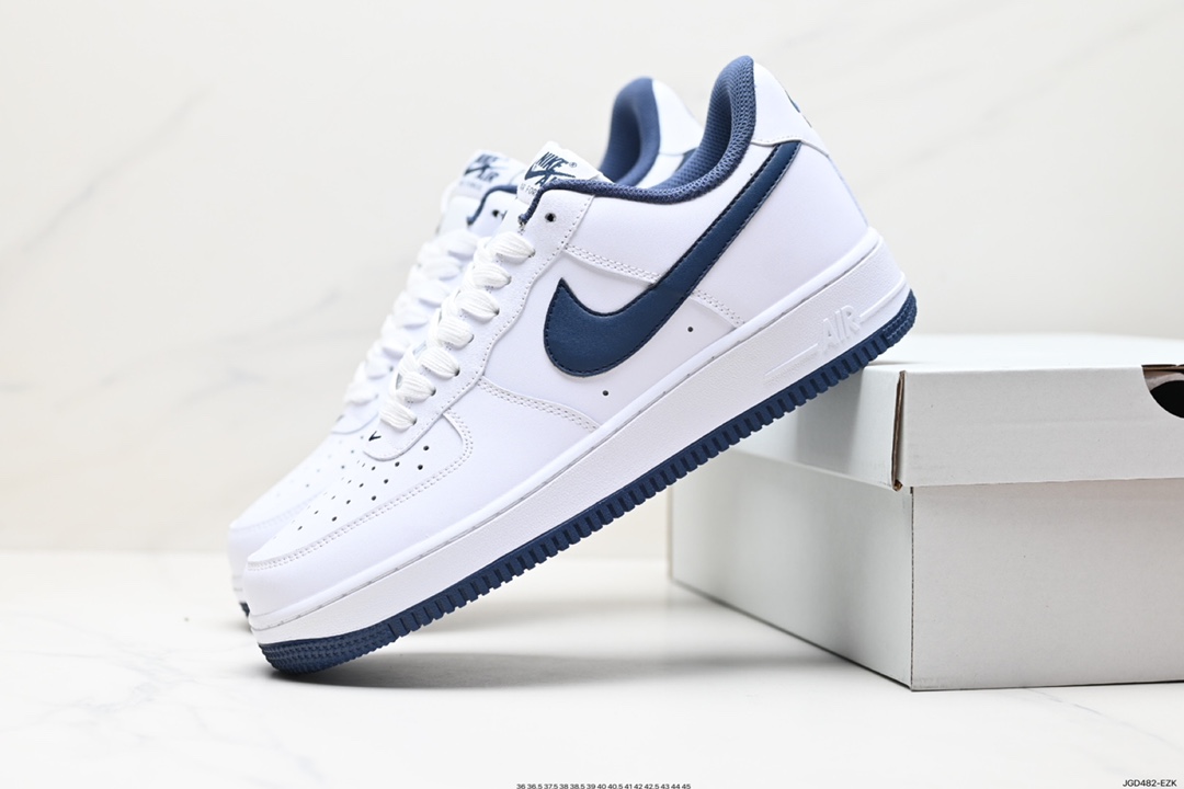 180 Nike Air Force 1 ‘07 Low 空军一号低帮运动板鞋白酒红  FV5948-104