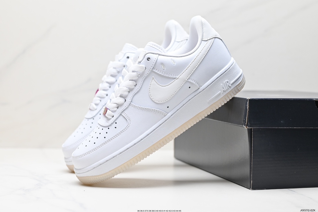 180 Nike Air Force 1 ‘07 Low 空军一号低帮运动板鞋 FZ5531-111