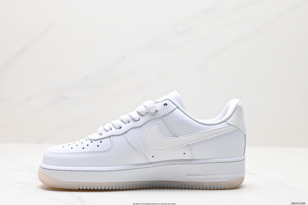 180 Nike Air Force 1 ‘07 Low 空军一号低帮运动板鞋 FZ5531-111