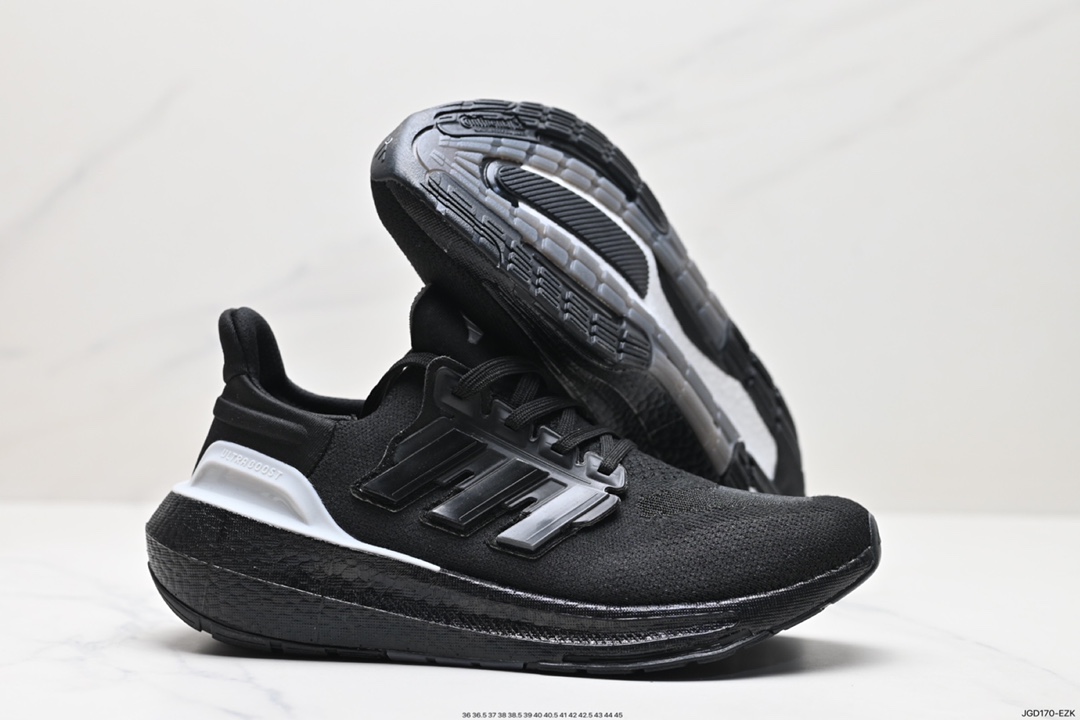 180 Adidas ULTRA BOOST LIGHT 缓震运动休闲轻便透气跑步鞋  ID5324