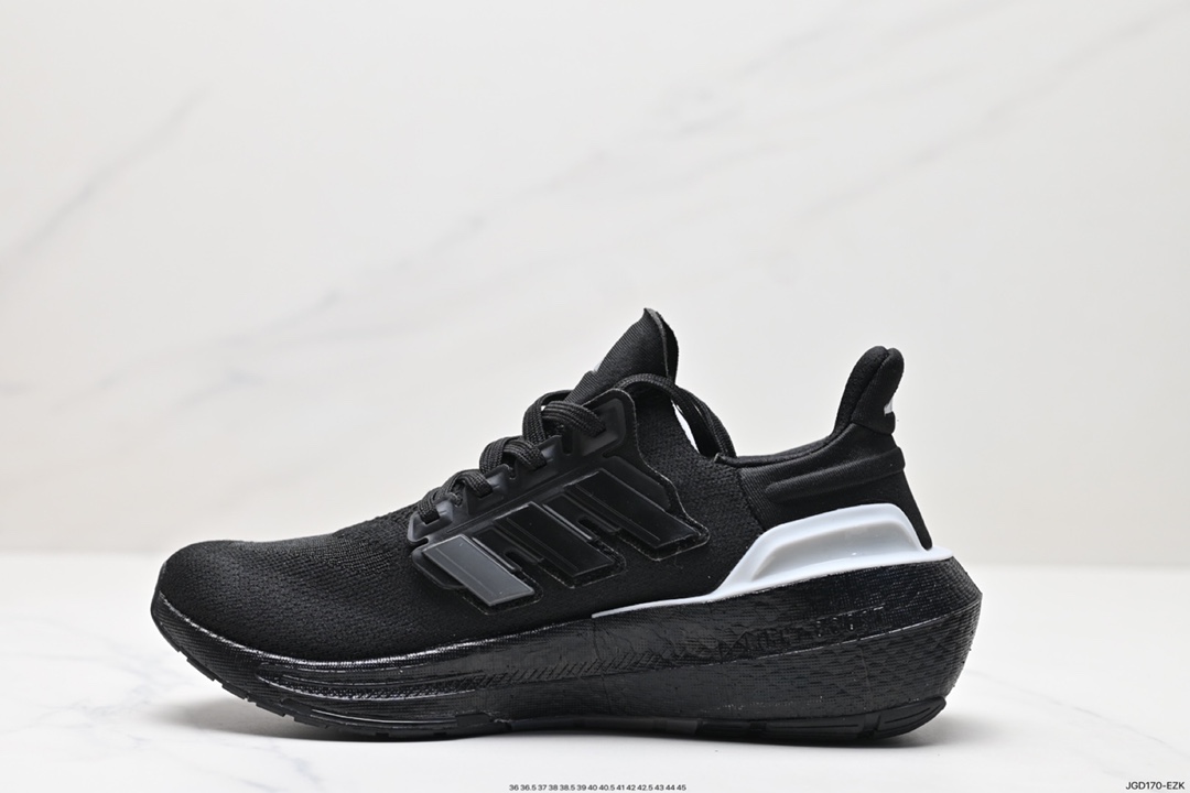 180 Adidas ULTRA BOOST LIGHT 缓震运动休闲轻便透气跑步鞋  ID5324