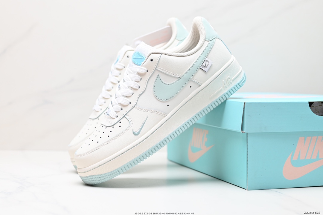 240 Nike Air Force 1’07 LV8 CW1754-805