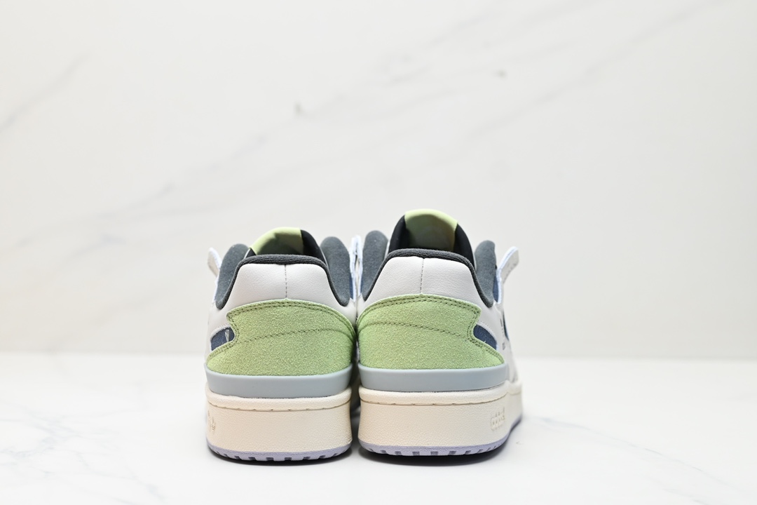 230 Adidas Forum Low CL 三叶草低邦 经典复古板鞋  IG3900