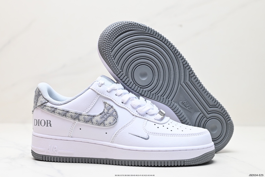 200 Nike Air Force 1 Low BY YOU