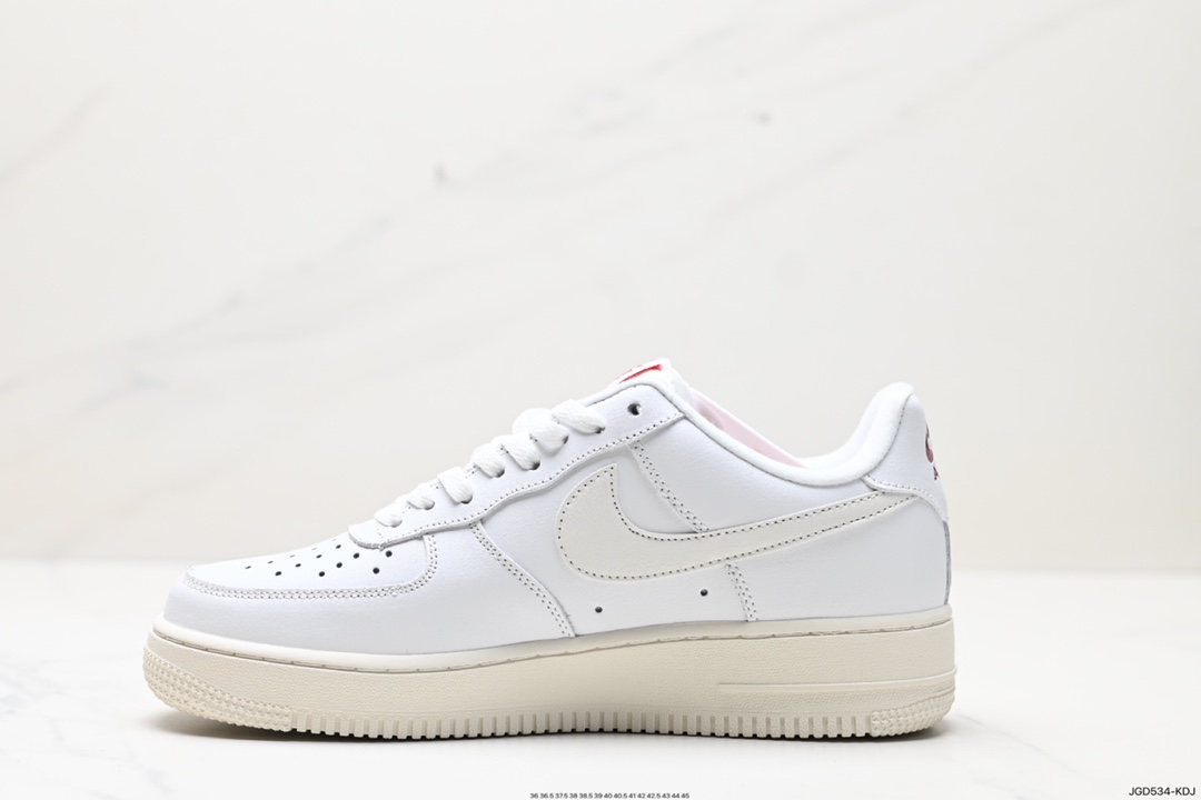 180 Nike Air Force 1 Low 空军一号低帮休闲运动板鞋 DO7117-100