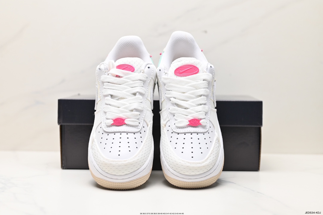 150 耐克Nike Air Force 1 Low 空军一号低帮百搭休闲运动板鞋 DX6061-111