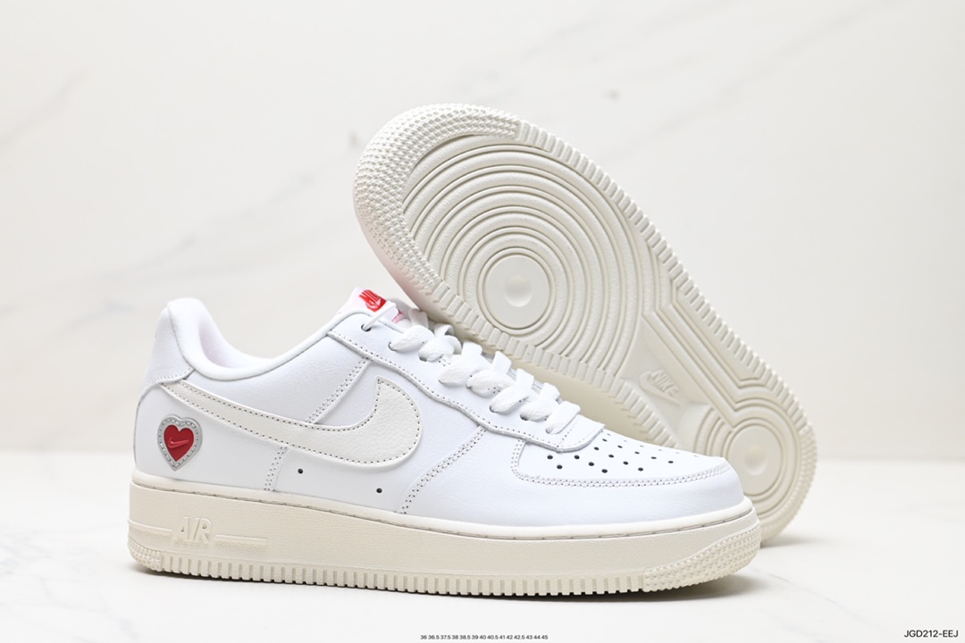 180 Nike Air Force 1 Low 空军一号低帮休闲运动板鞋  DD7117-100