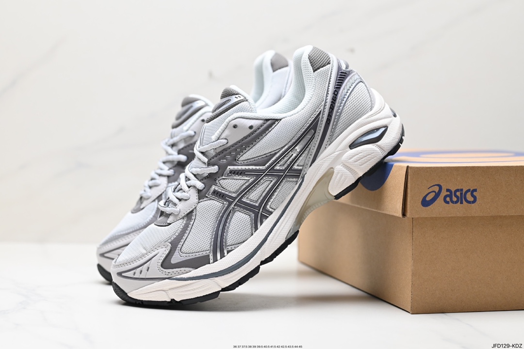 170 ASICS/亚瑟士 透气网眼鞋面配合部分合成革材质 CT-2160