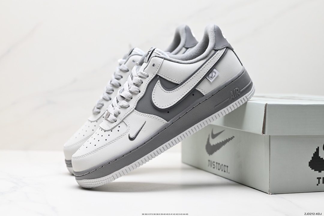 240 Nike Air Force 1 Low DB3301-033