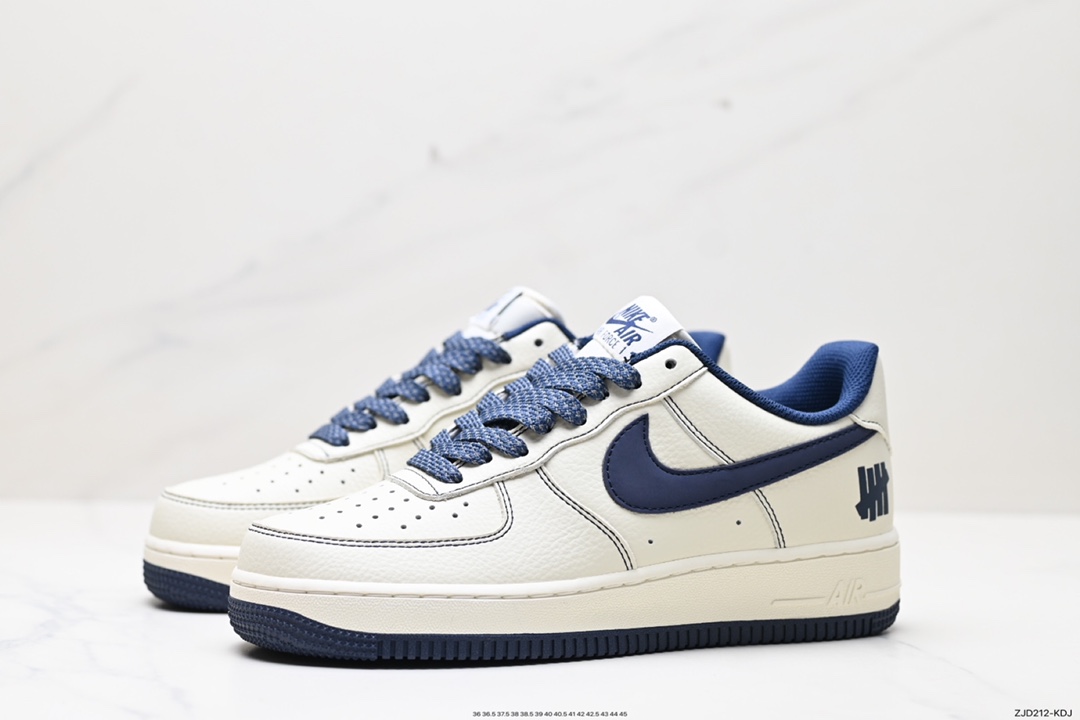 240 Nike Air Force 1 Low DB3301-033