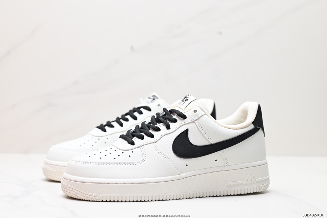 Nike Air Force 1 Low 空军一号低帮休闲运动板鞋  AM0703-123