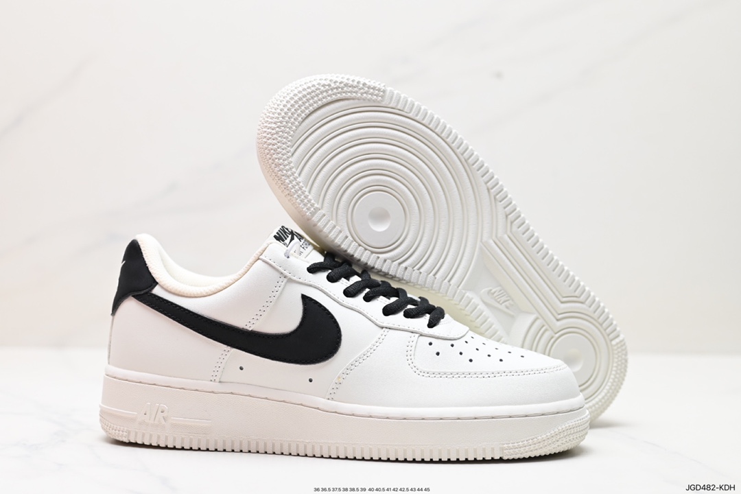 Nike Air Force 1 Low 空军一号低帮休闲运动板鞋  AM0703-123