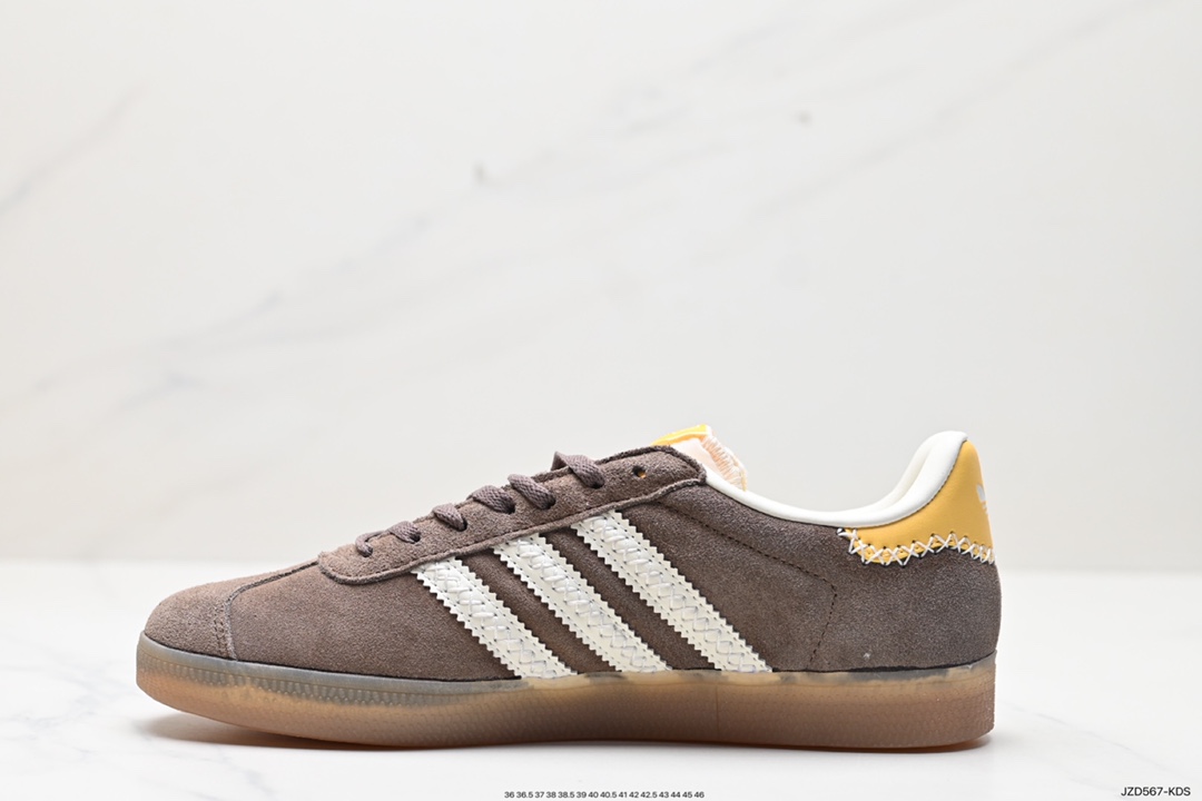 140 AD originals Gazelle Indoor  运动鞋 IE3693